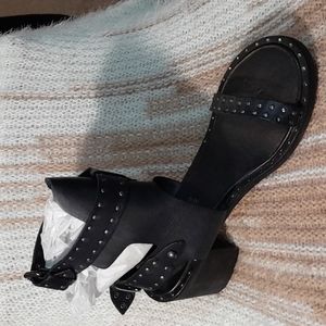 Free People  black leather sandals sz 40 9.5 NWT